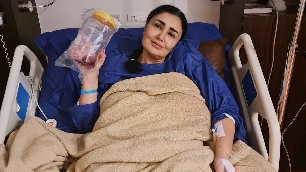 الفنانة هبة كامل تكشف تفاصيل أزمتها الصحية ورحلتها الصعبة مع المرض قبل العودة إلى المسرح