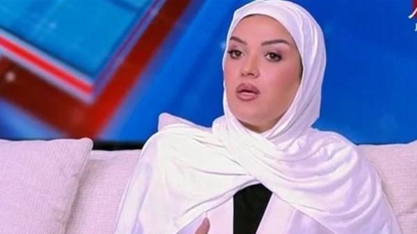 المطربة منة تكشف تفاصيل ابتعادها عن الفن وقرار ارتداء الحجاب