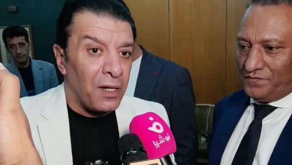 مصطفى كامل وطارق الشناوي خلال جلسة الصلح داخل نقابة الصحفيين