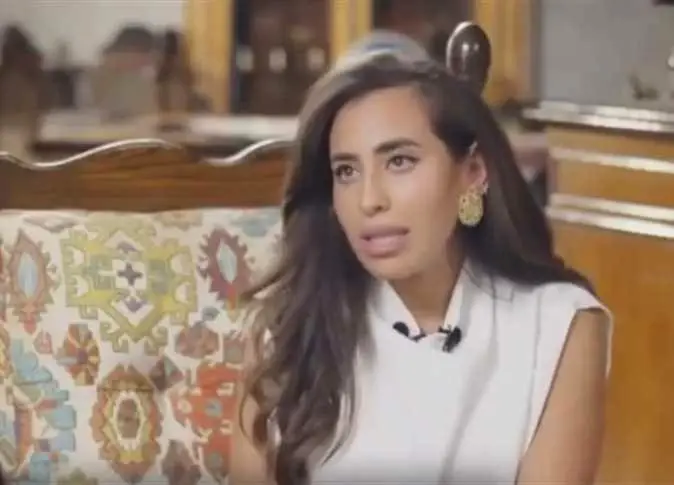 منة عدلي القيعي توجه رسالة للشخصيات العامة عن الشهرة والحياة الخاصة