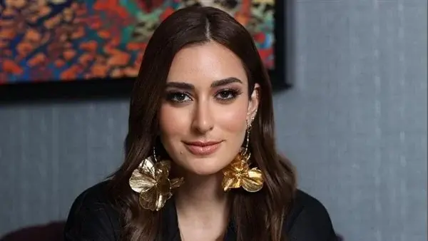 أمينة خليل