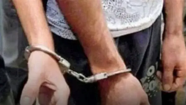متهمين