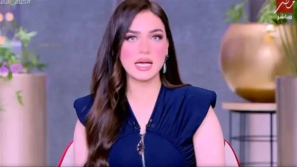 ياسمين عز