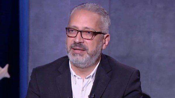 أحمد العوضي وياسمين عبد العزيز وتامر أمين