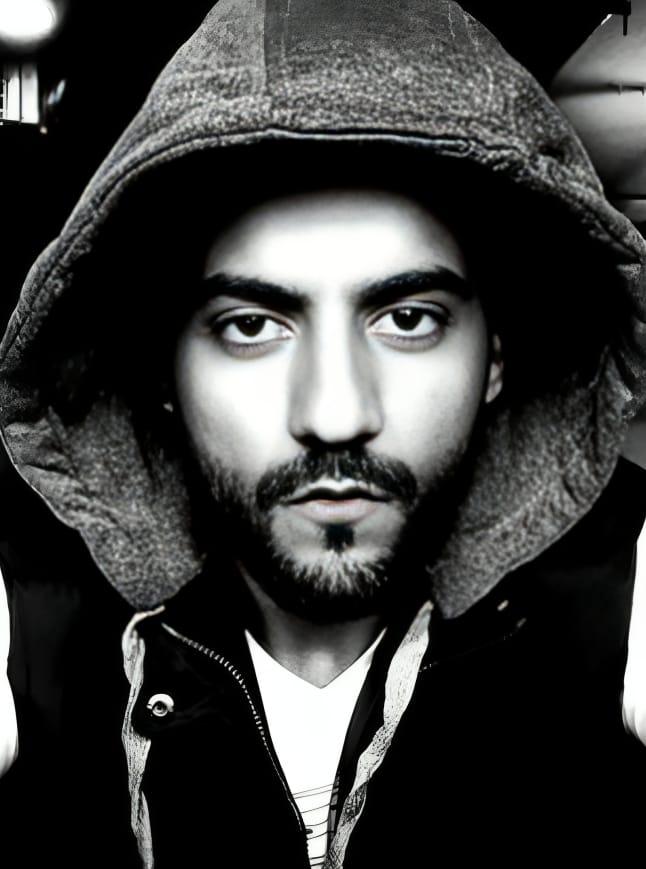 Karim Adriano