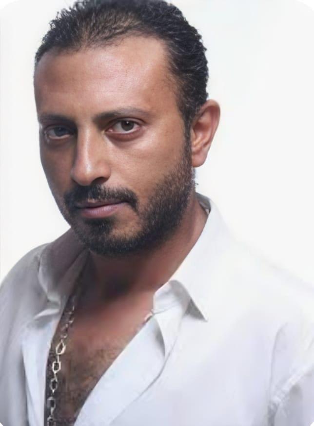 محمود عزت
