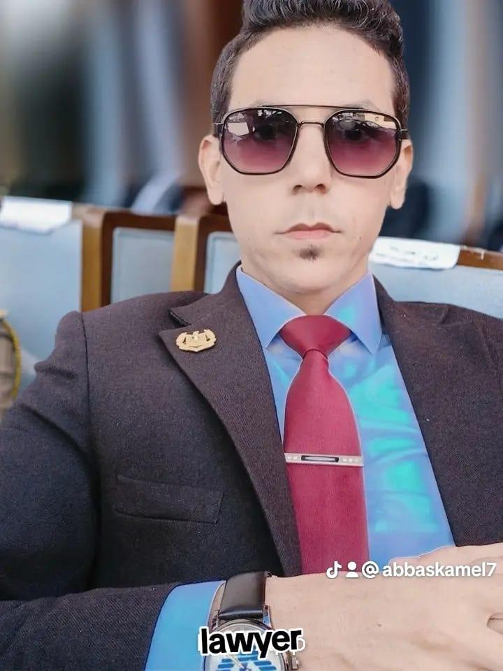 الأستاذ عباس موسى كامل