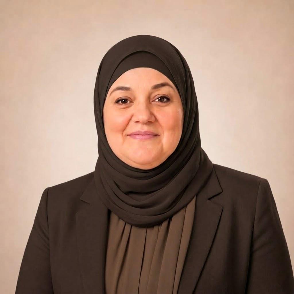دكتورة علا زيدان
